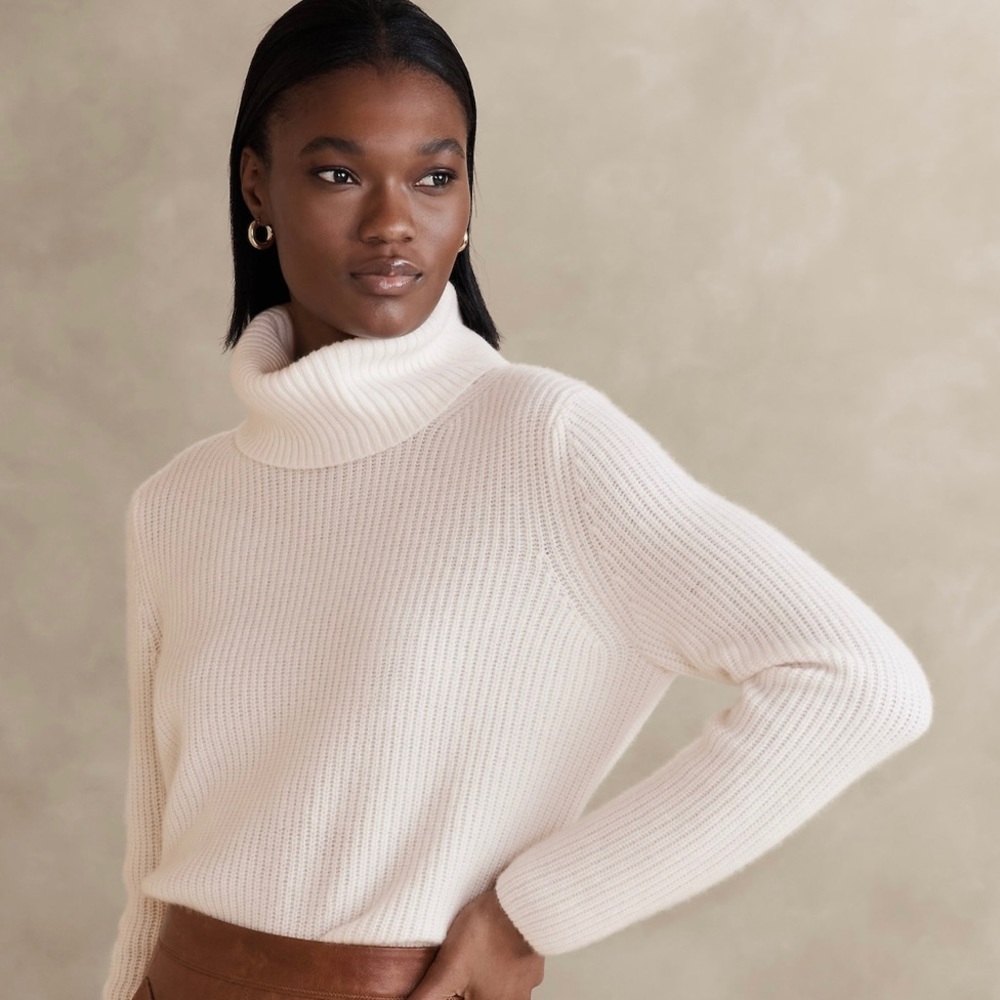 NWT Banana Republic Chara Cashmere Sweater size L